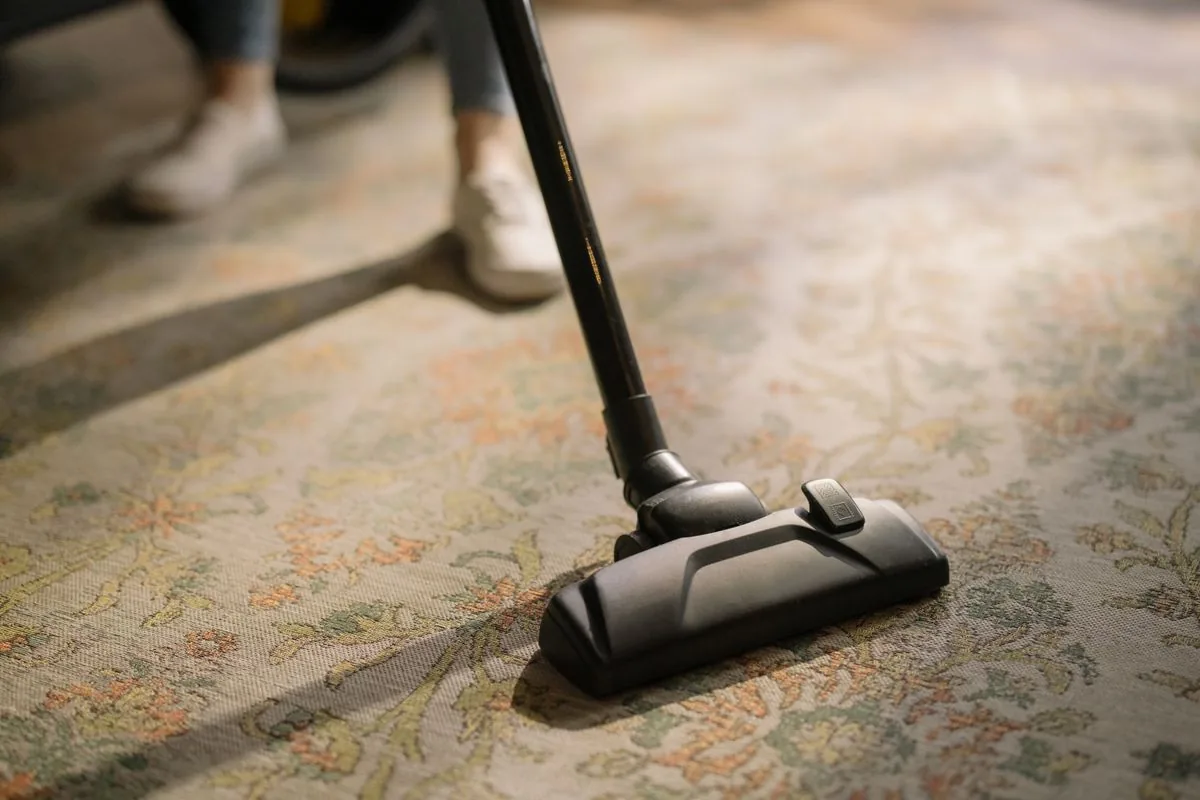 Deep cleaning a patterned living room carpet in a Ballarat home